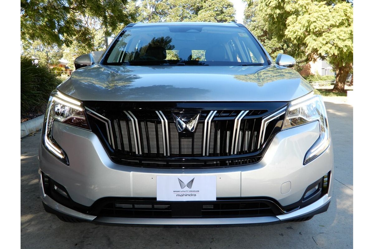 2025 Mahindra XUV700 AX7L MY25