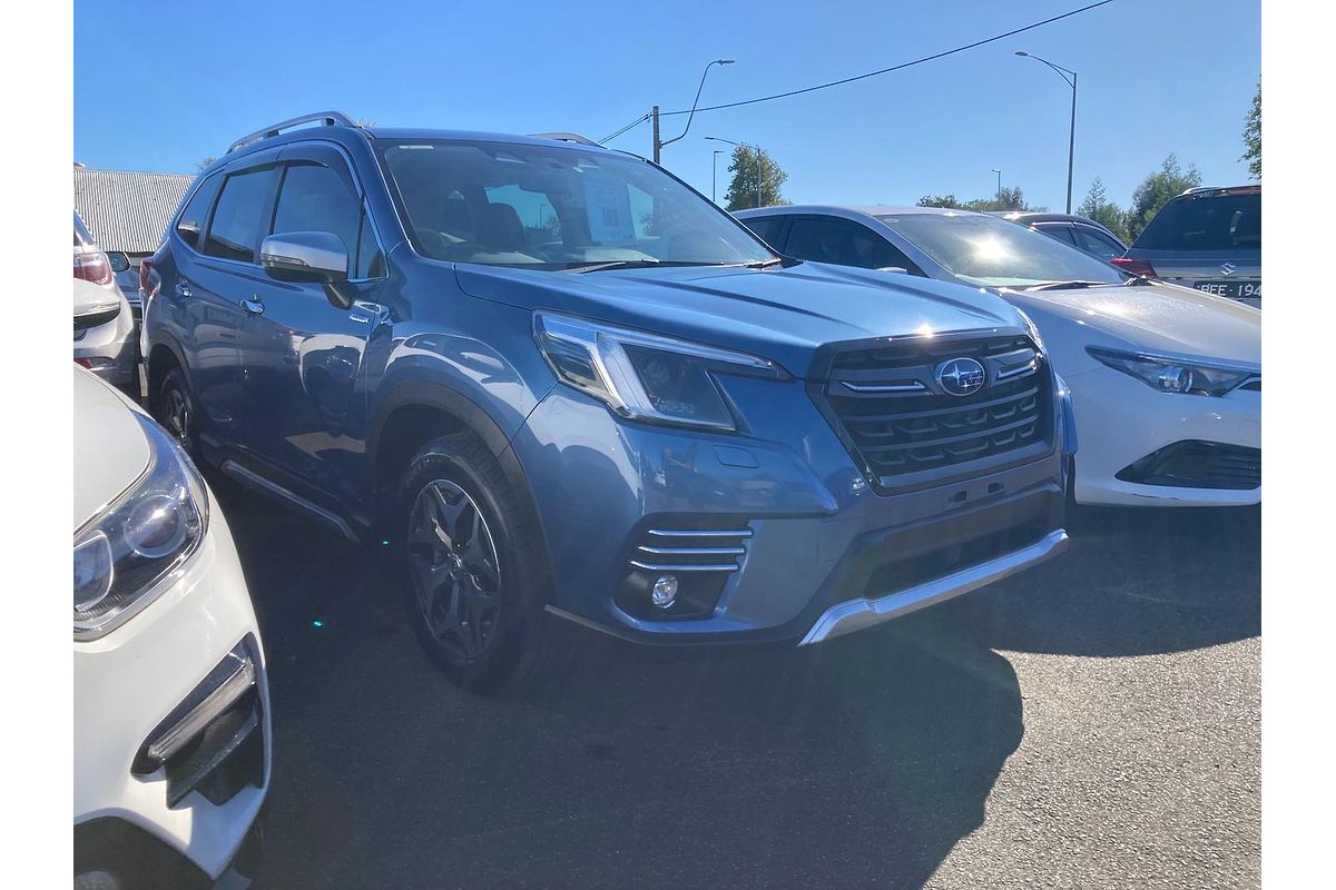 2023 Subaru Forester Hybrid L S5