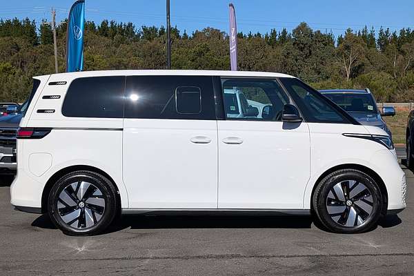 2025 Volkswagen ID. Buzz Pro BEV560 EB SWB