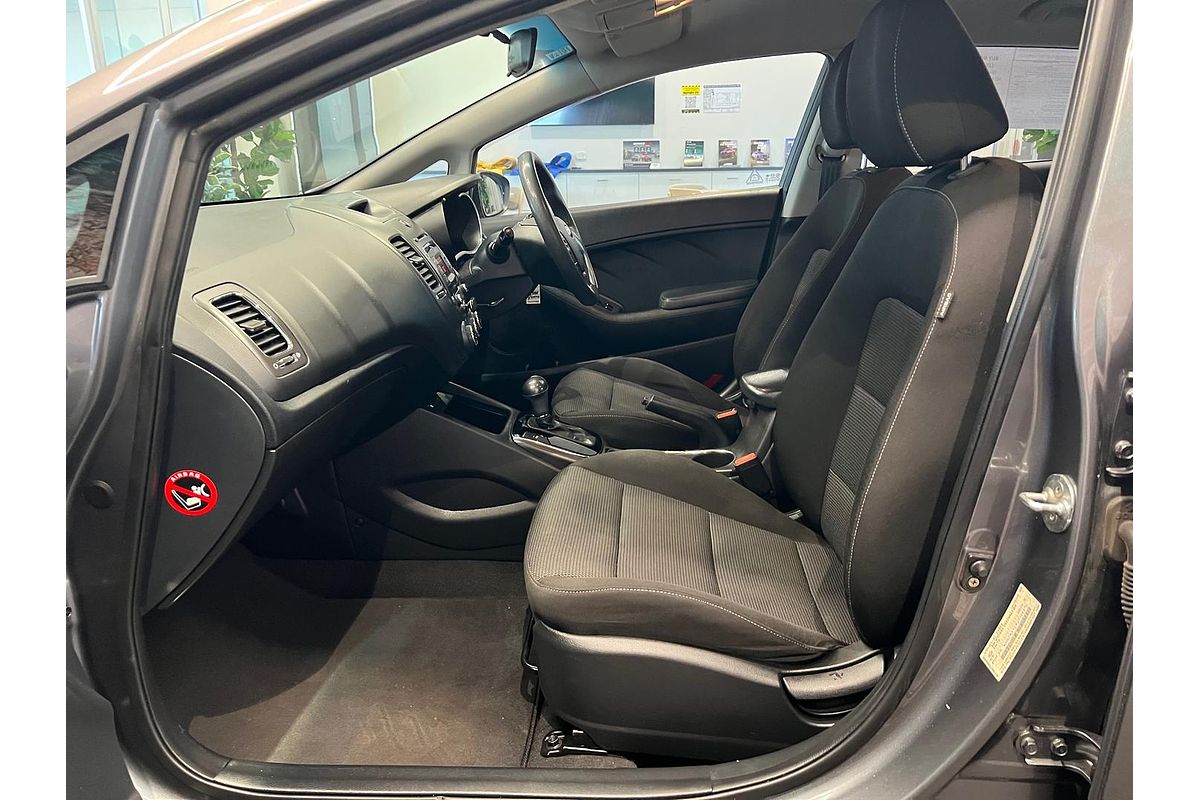 2017 Kia Cerato S YD