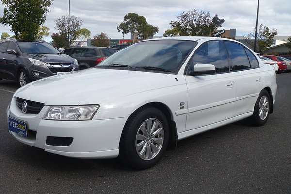 2005 Holden Commodore Acclaim VZ