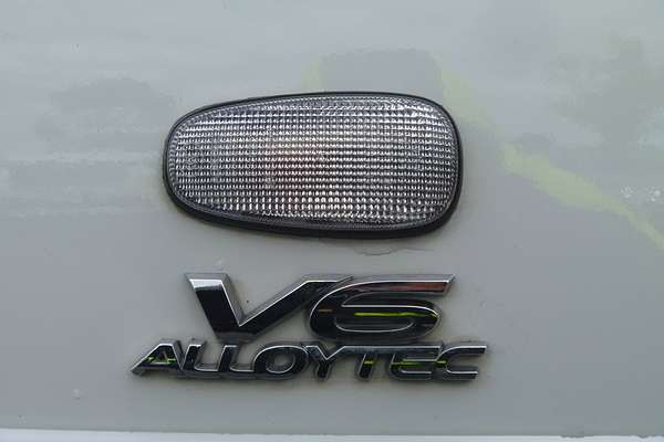 2005 Holden Commodore Acclaim VZ
