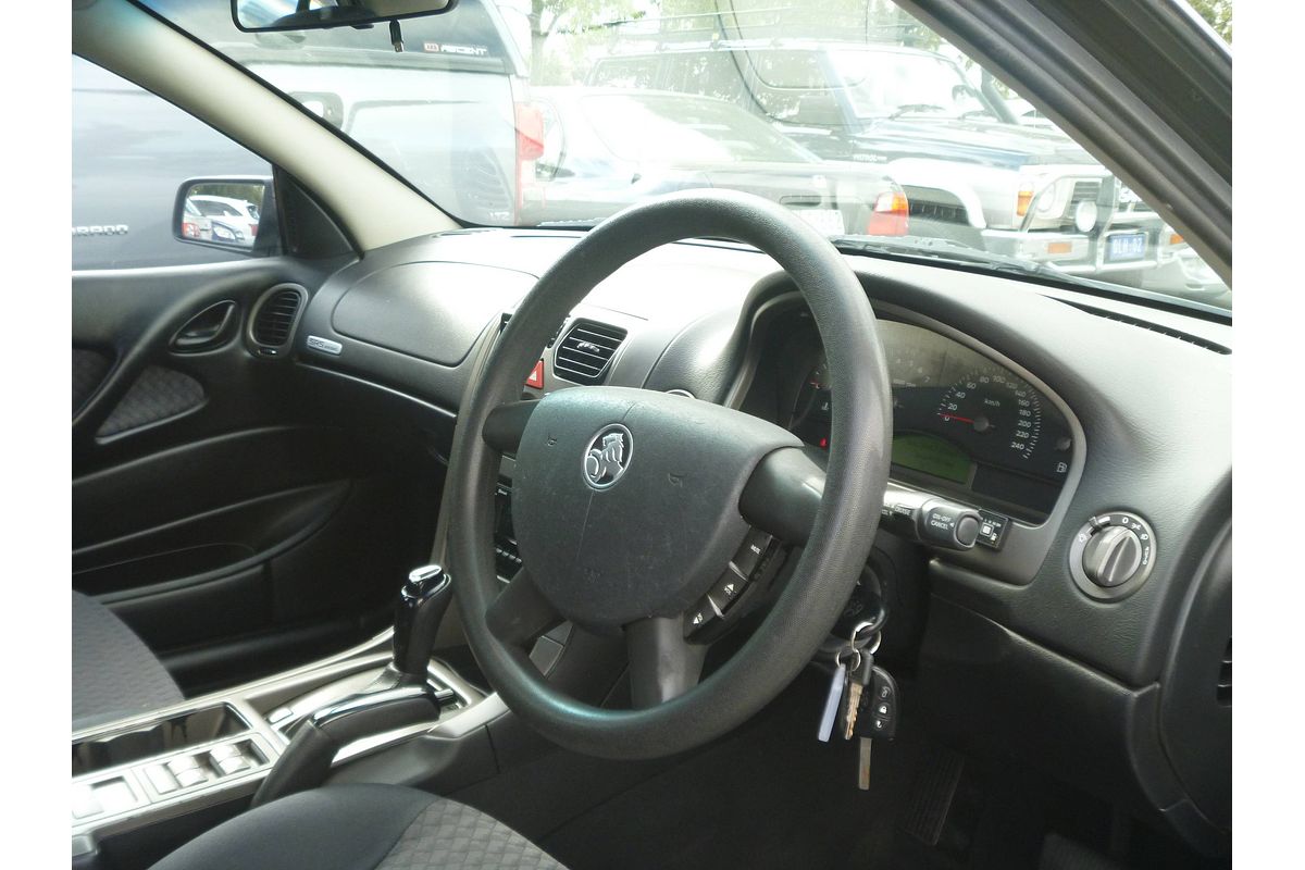 2005 Holden Commodore Acclaim VZ