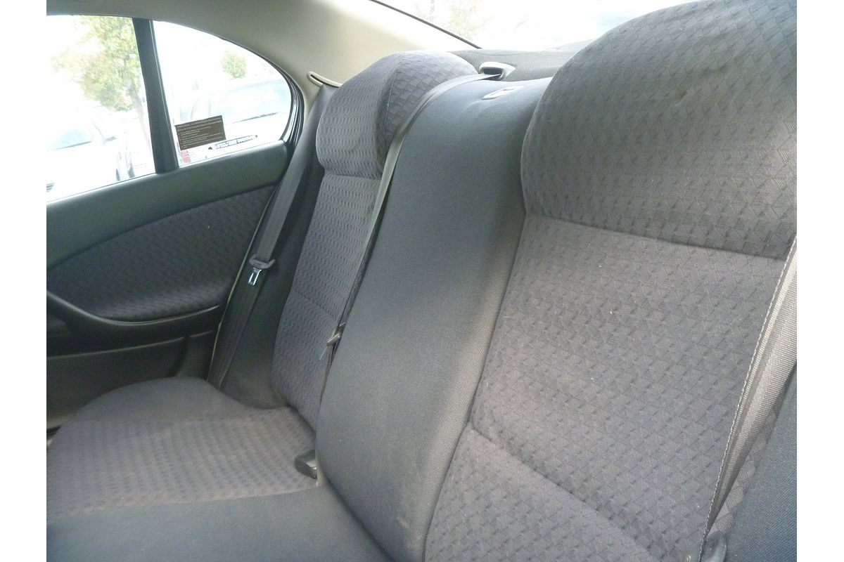 2005 Holden Commodore Acclaim VZ
