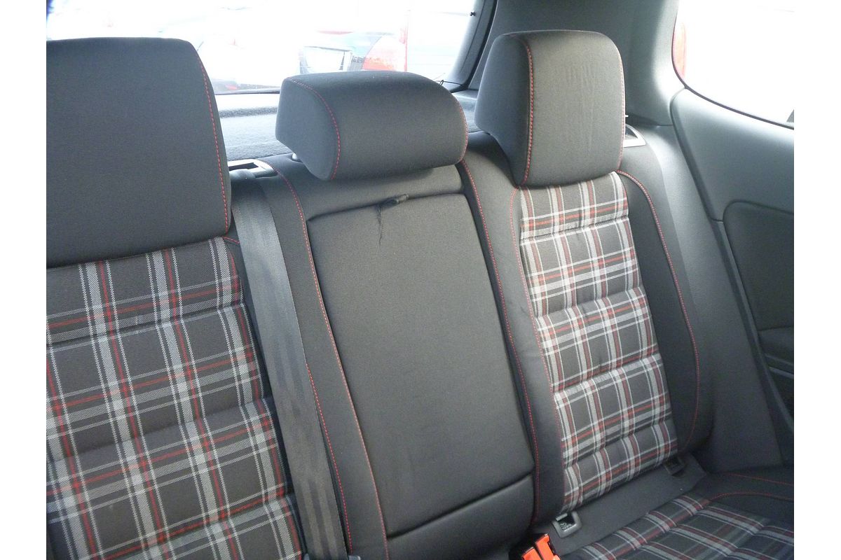 2010 Volkswagen Golf GTI VI