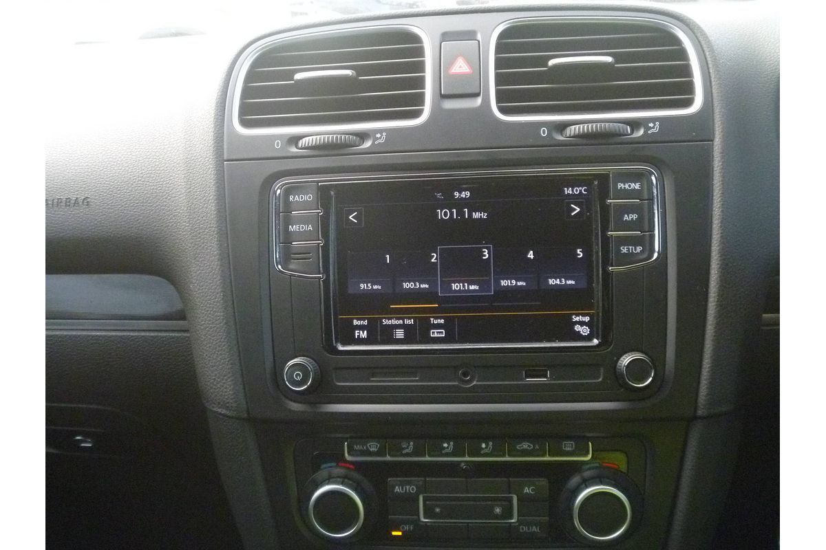 2010 Volkswagen Golf GTI VI