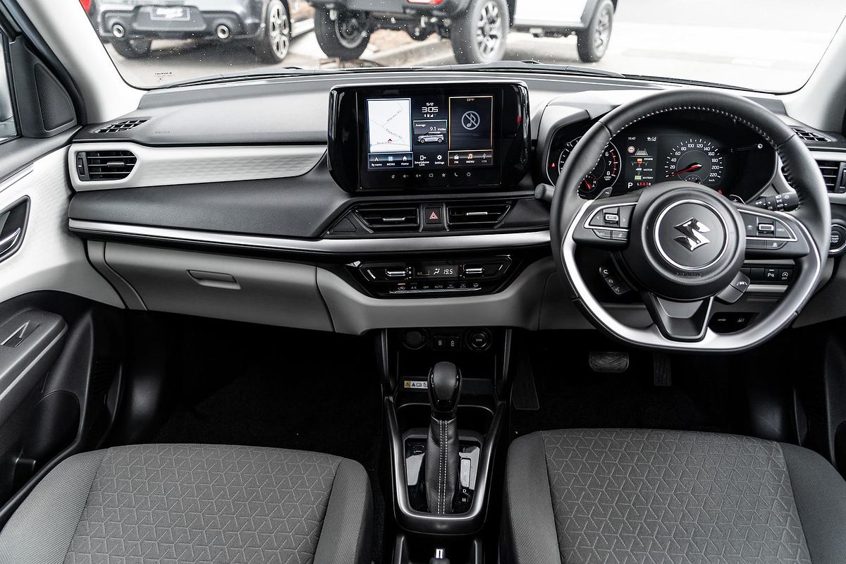 2025 Suzuki Swift Hybrid GLX UZ