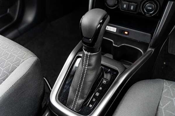 2025 Suzuki Swift Hybrid GLX UZ