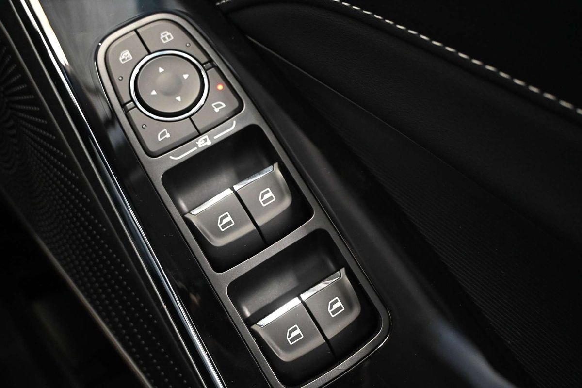 2025 GWM Haval H6 Lux B01