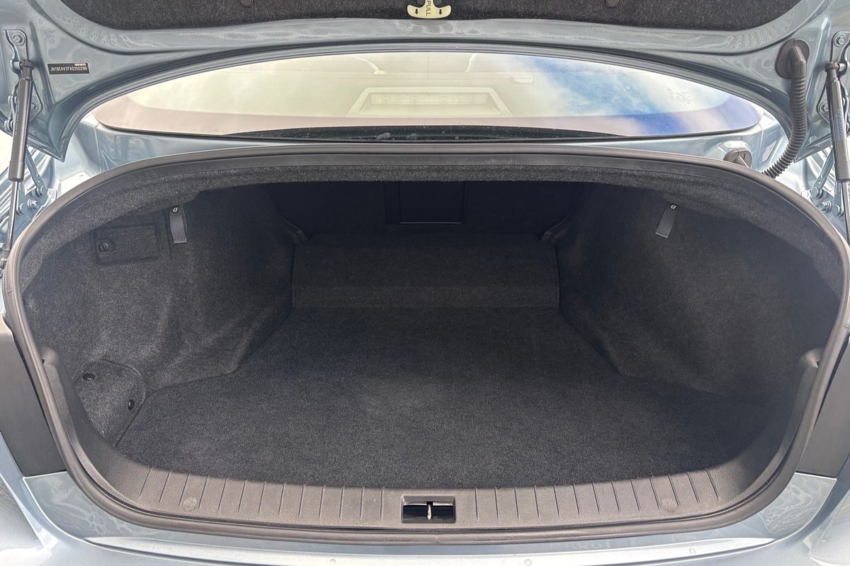 2016 INFINITI Q50 GT V37
