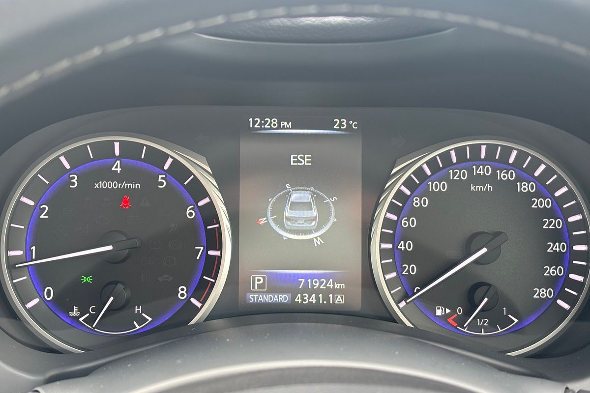 2016 INFINITI Q50 GT V37