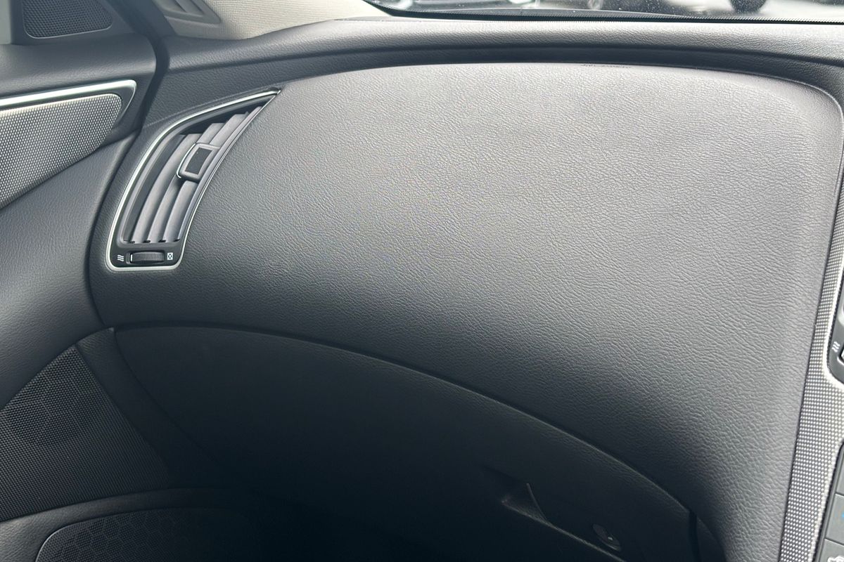 2016 INFINITI Q50 GT V37