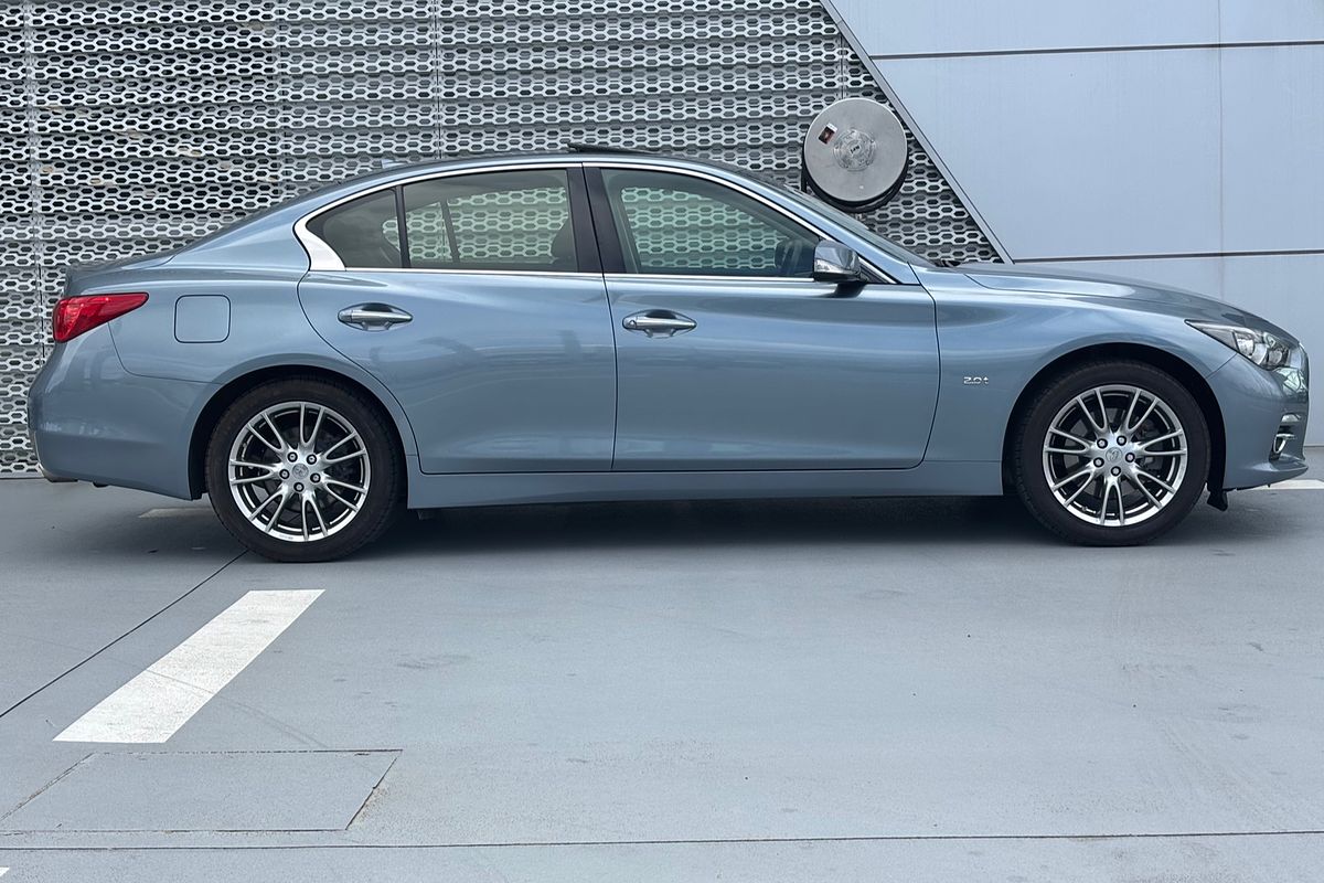 2016 INFINITI Q50 GT V37