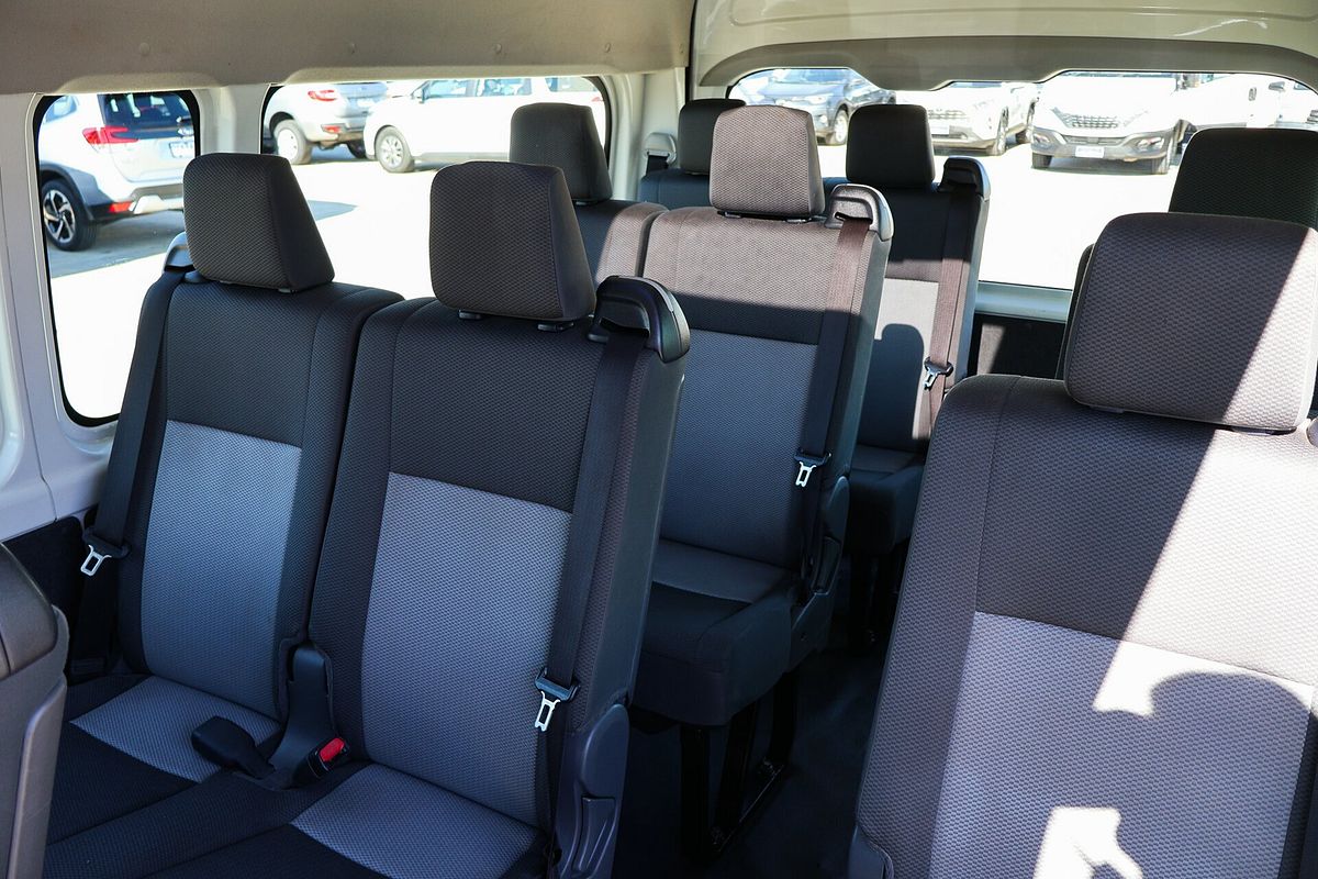 2020 Toyota Hiace Commuter GDH322R