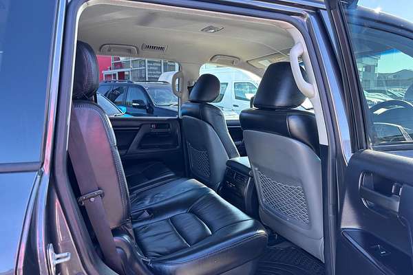 2018 Toyota Landcruiser GXL VDJ200R