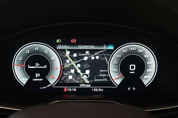 2024 Audi Q5 45 TFSI Dynamic Black FY