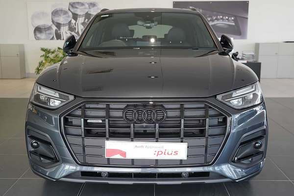 2024 Audi Q5 45 TFSI Dynamic Black FY