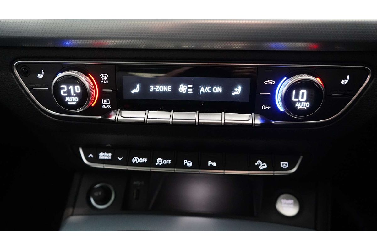 2024 Audi Q5 45 TFSI Dynamic Black FY