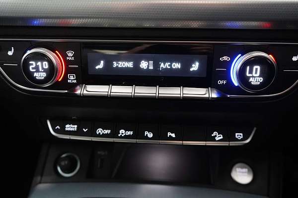 2024 Audi Q5 45 TFSI Dynamic Black FY