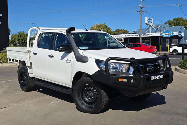 2020 Toyota Hilux SR GUN126R 4X4