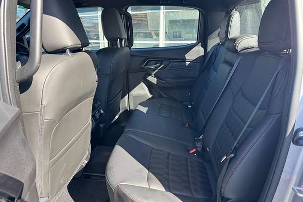 2024 Isuzu D-MAX X-TERRAIN 4X4