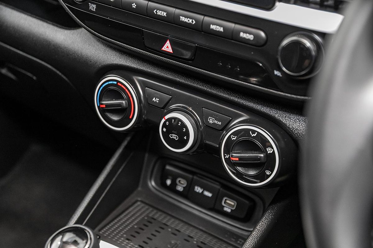 2024 Hyundai Venue Active QX.V5