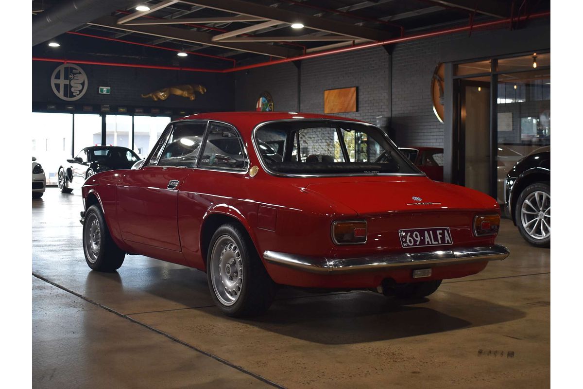 1969 Alfa Romeo 1750 GT Veloce 105