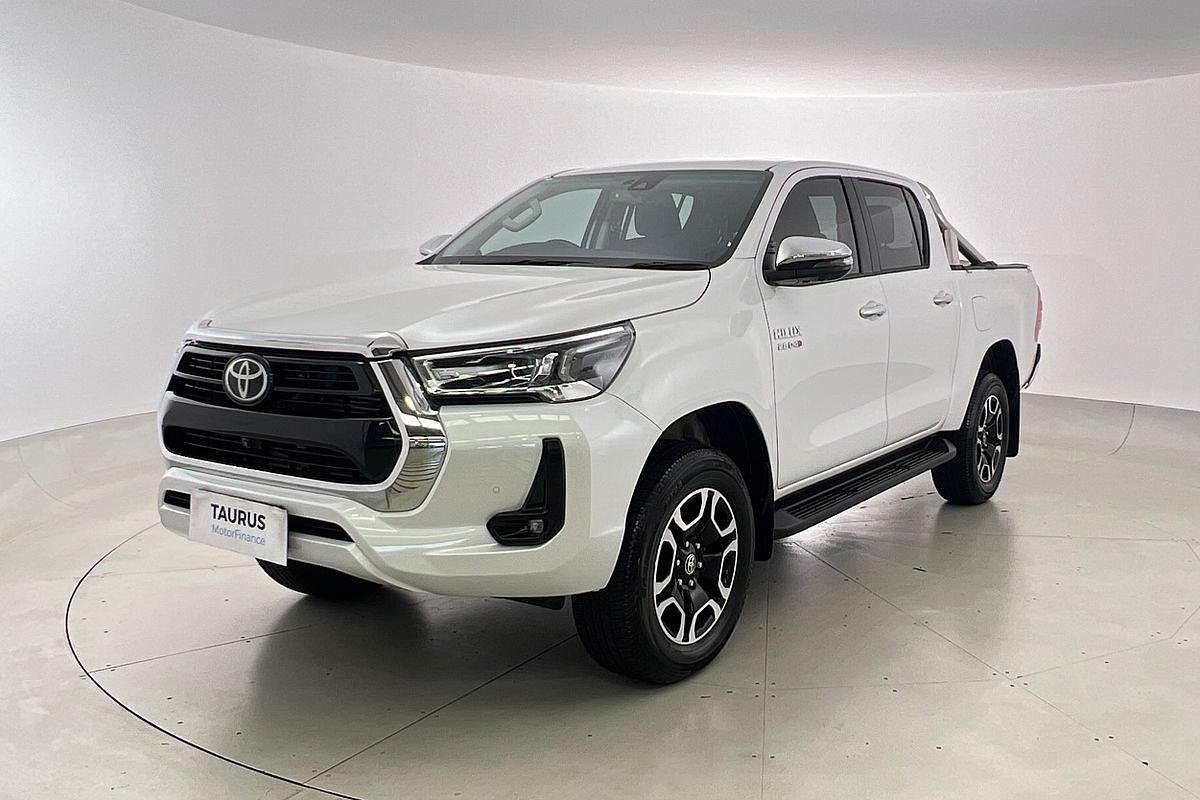 2023 Toyota Hilux SR5 GUN126R 4X4