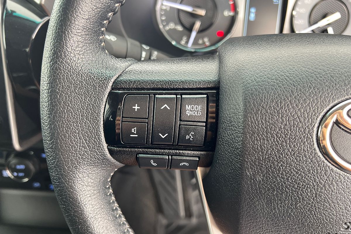 2023 Toyota Hilux SR5 GUN126R 4X4