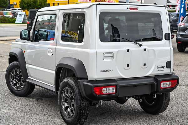 2025 Suzuki Jimny