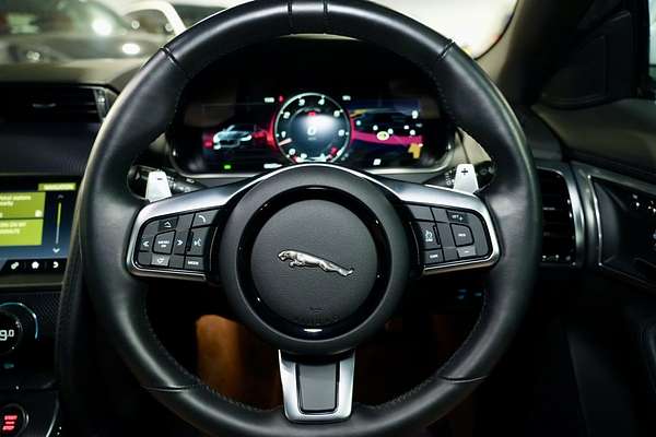 2022 Jaguar F-TYPE R X152
