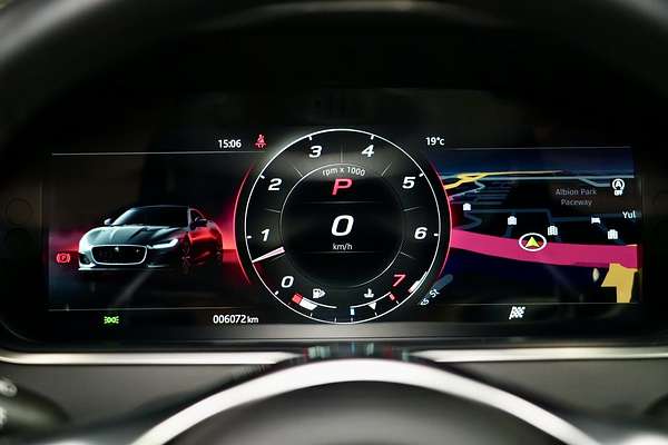 2022 Jaguar F-TYPE R X152