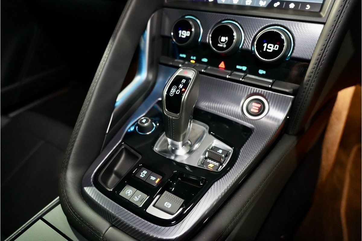 2022 Jaguar F-TYPE R X152