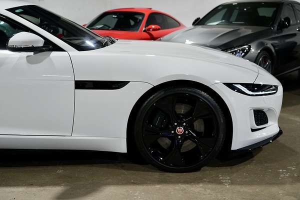 2022 Jaguar F-TYPE R X152