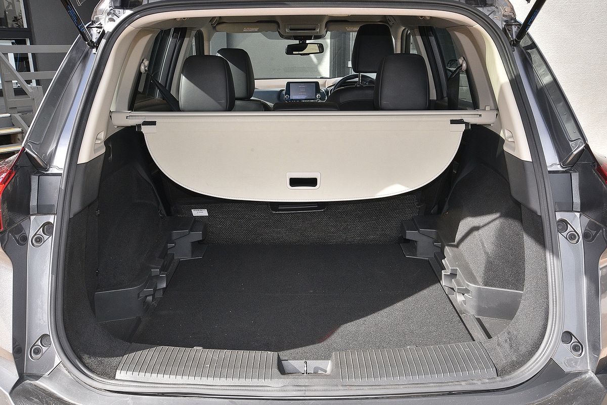 2024 Nissan X-TRAIL ST-L T33