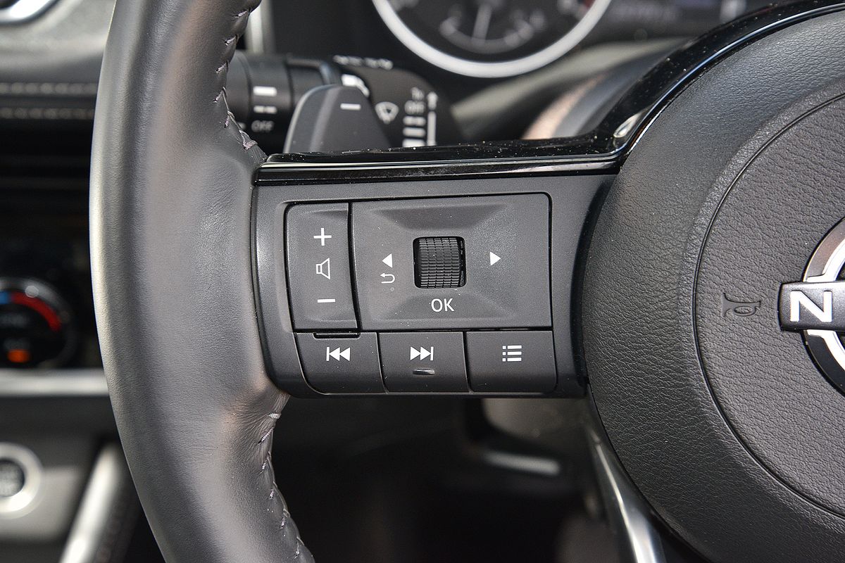 2024 Nissan X-TRAIL ST-L T33