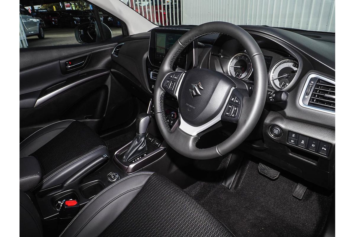 2024 Suzuki S-Cross ALLGRIP Prestige JYB