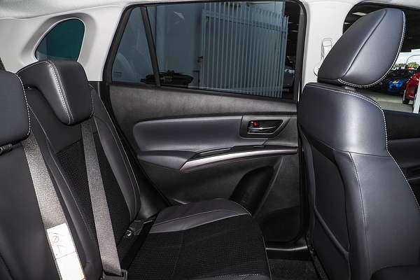 2024 Suzuki S-Cross ALLGRIP Prestige JYB