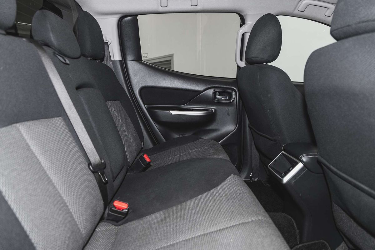 2023 Mitsubishi Triton GLS MR 4X4