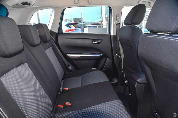 2024 Suzuki Vitara Shadow LY Series II