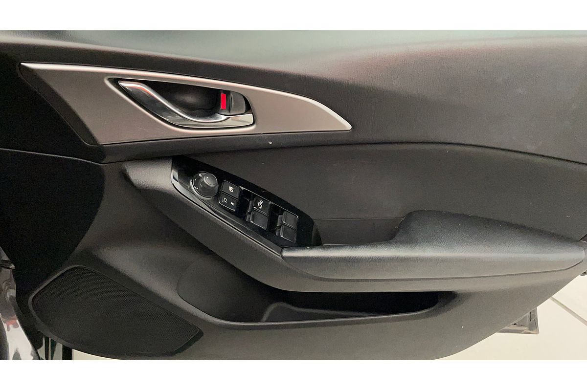 2018 Mazda 3 Neo Sport BN Series