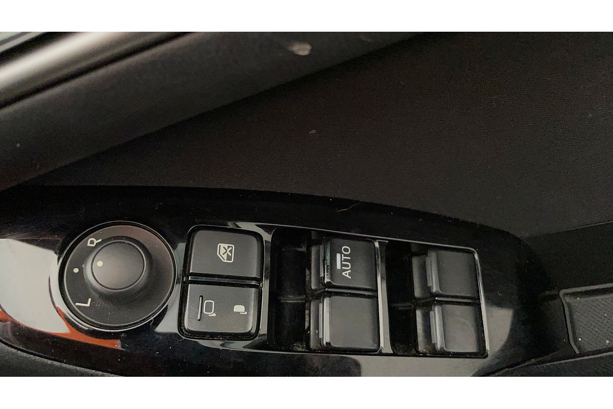 2018 Mazda 3 Neo Sport BN Series