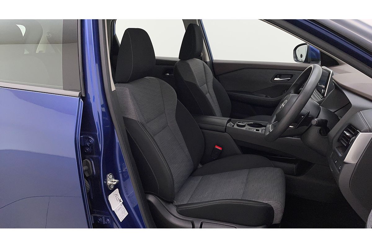 2023 Nissan X-TRAIL ST T33