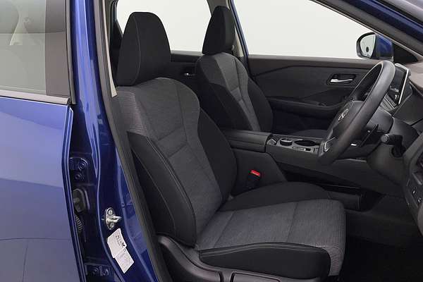 2023 Nissan X-TRAIL ST T33
