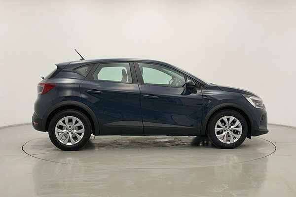 2022 Renault Captur Life XJB