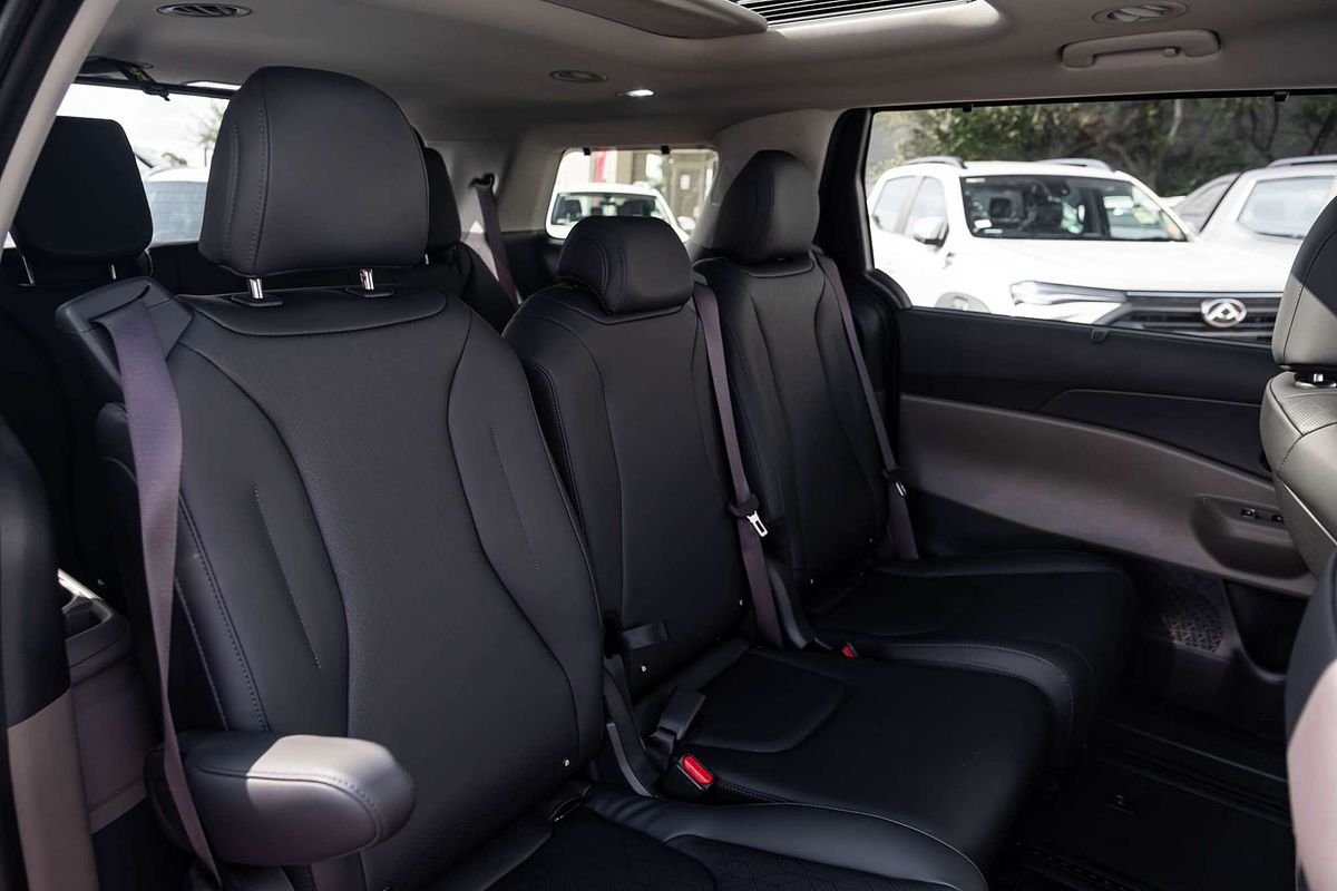 2025 Kia Carnival GT-Line KA4 PE