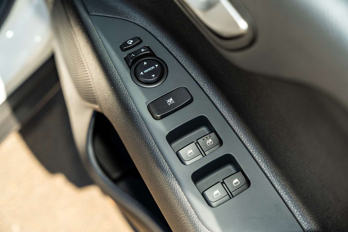 2025 Kia Stonic Sport YB