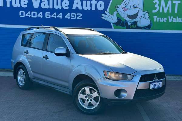 2011 Mitsubishi Outlander LS ZH
