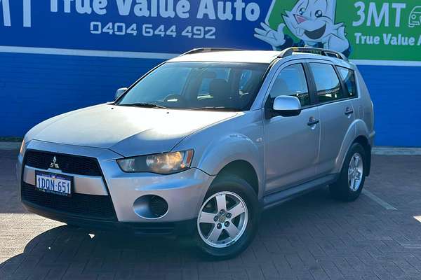 2011 Mitsubishi Outlander LS ZH