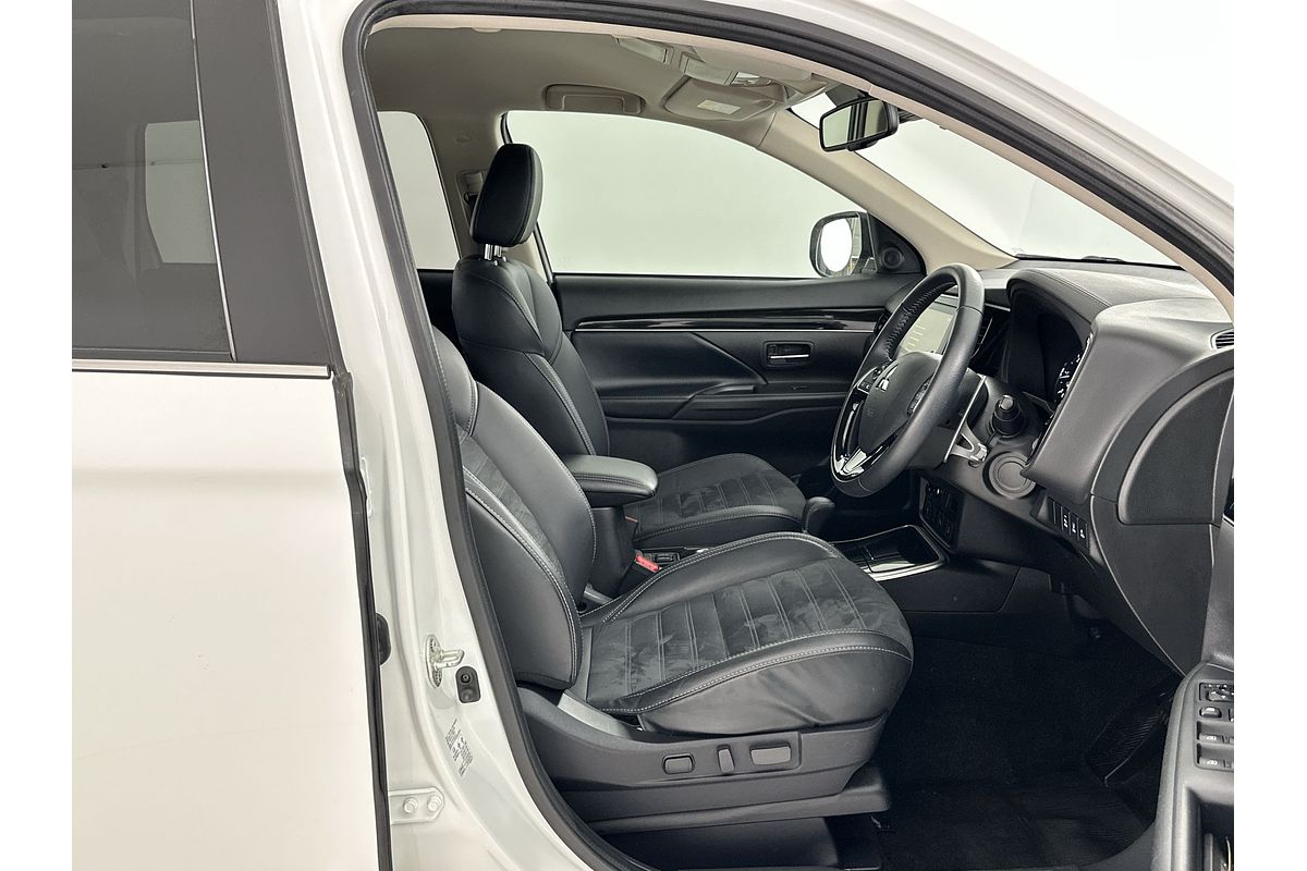 2020 Mitsubishi Outlander LS ZL